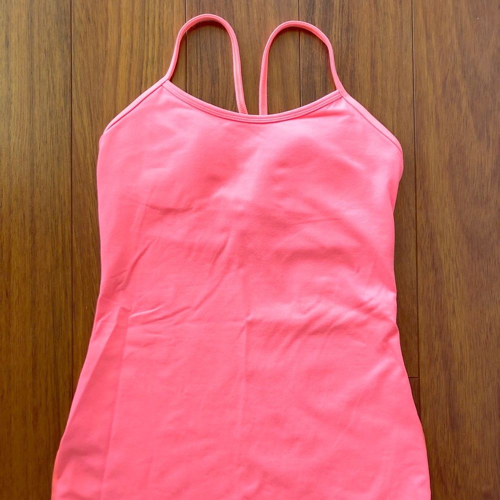 Lululemon tank BRAND NEW